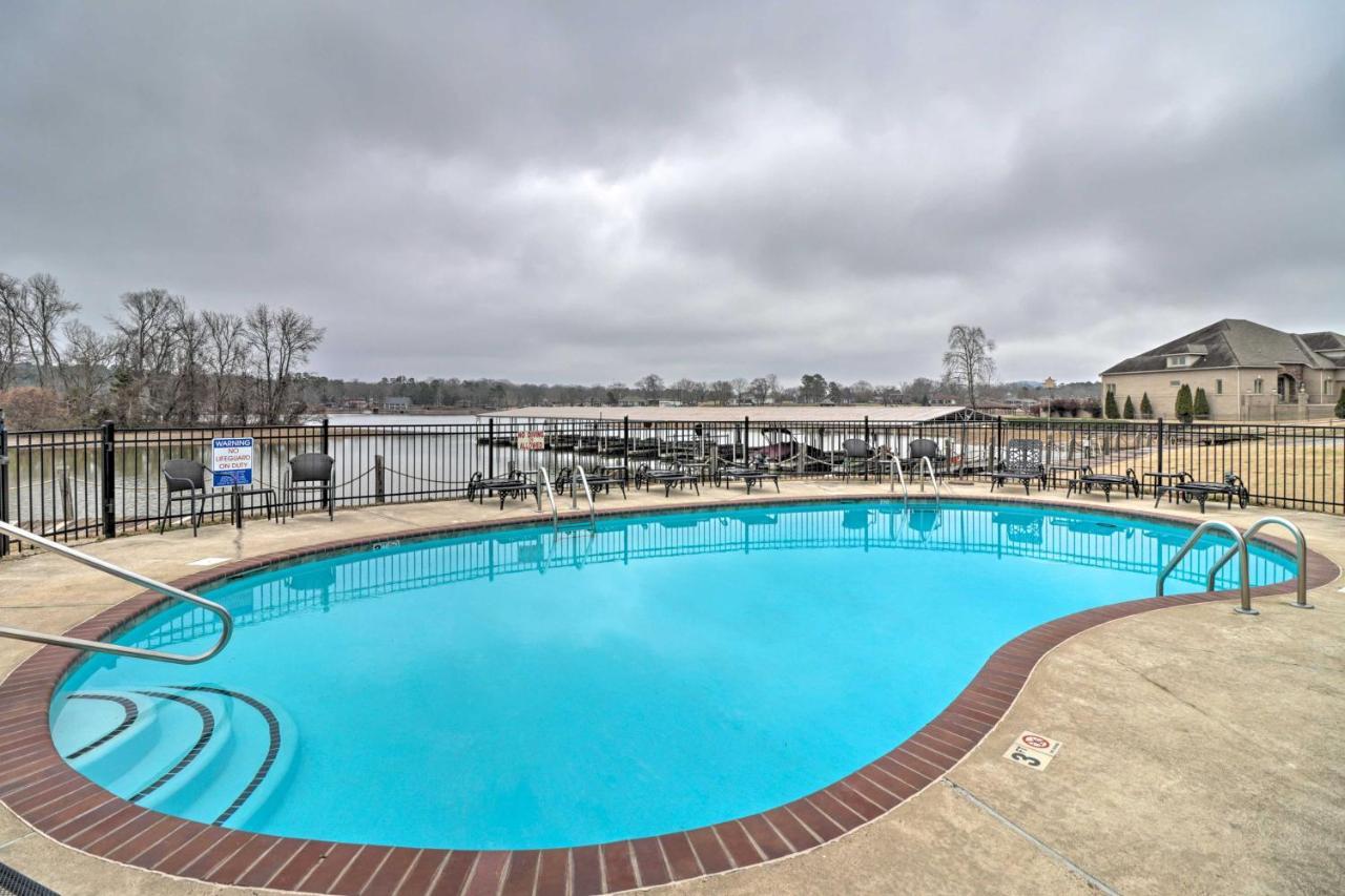 Spacious Hot Springs Penthouse Stunning Lake View Bagian luar foto