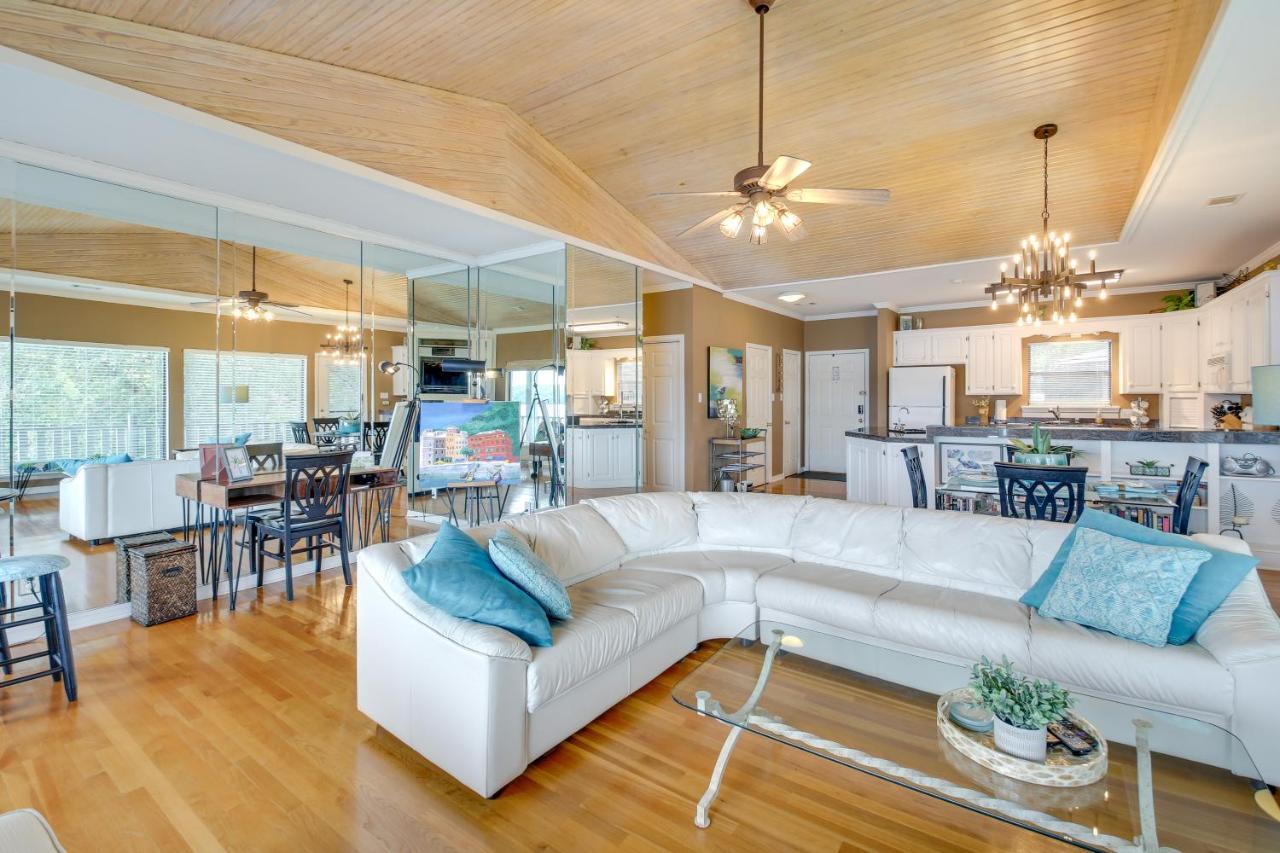 Spacious Hot Springs Penthouse Stunning Lake View Bagian luar foto