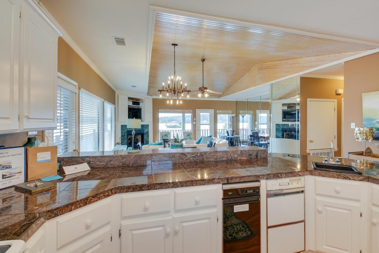 Spacious Hot Springs Penthouse Stunning Lake View Bagian luar foto